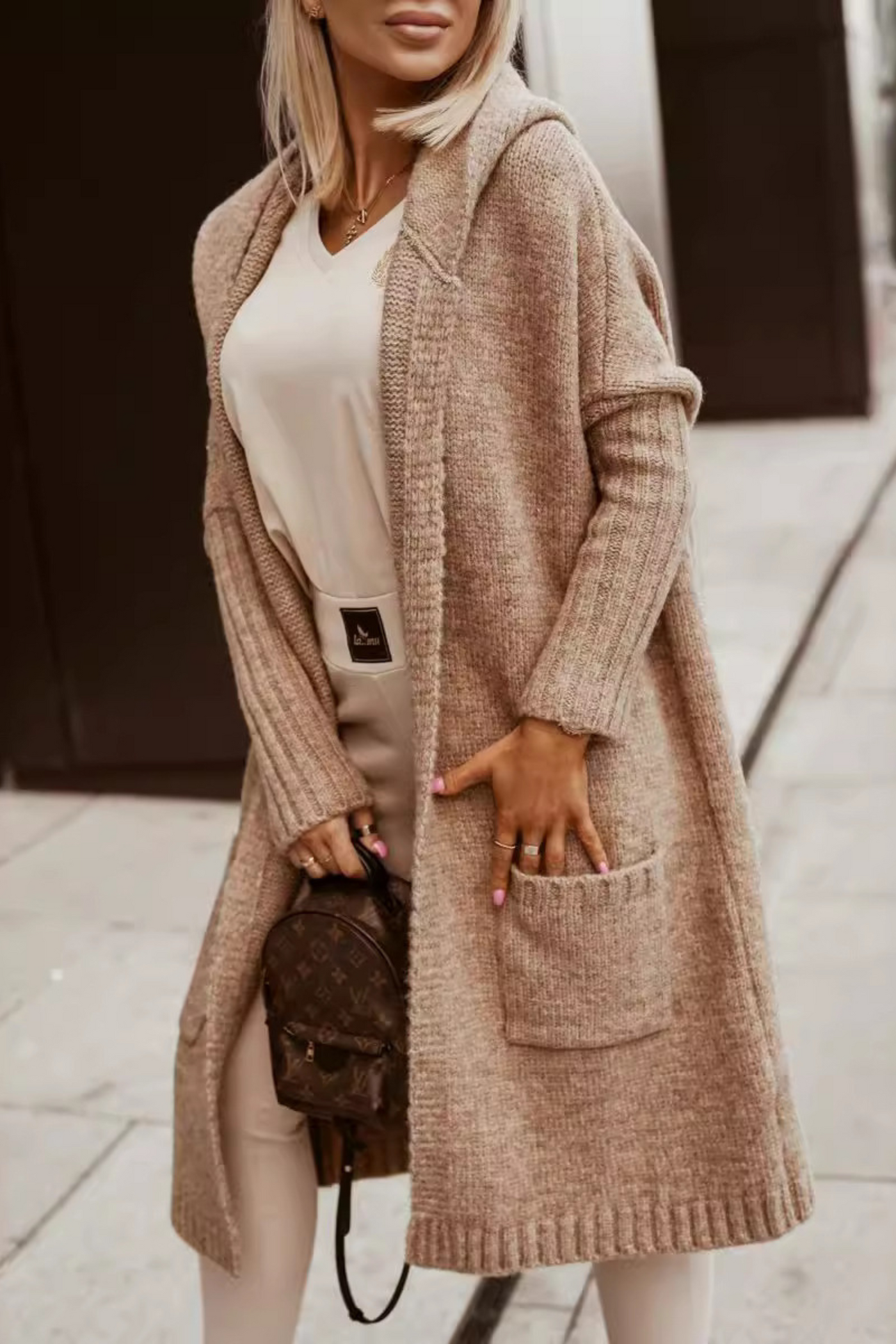 Lidmila – Kardigán pre dokonalú rovnováhu medzi eleganciou a pohodlím